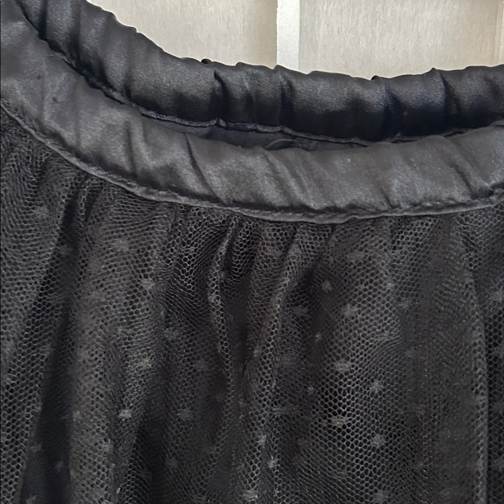 Chic Black Skirt with Gold Embroidery - Picture 5 of 7